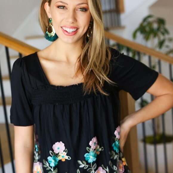 NWT Black Floral Embroidery and Lace Smocked Top - Picture 14 of 15